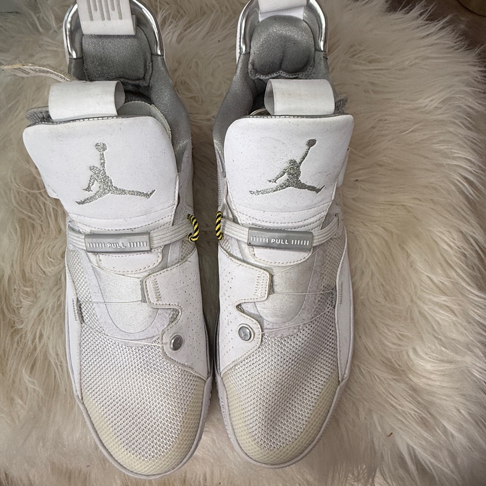 Air Jordan 33